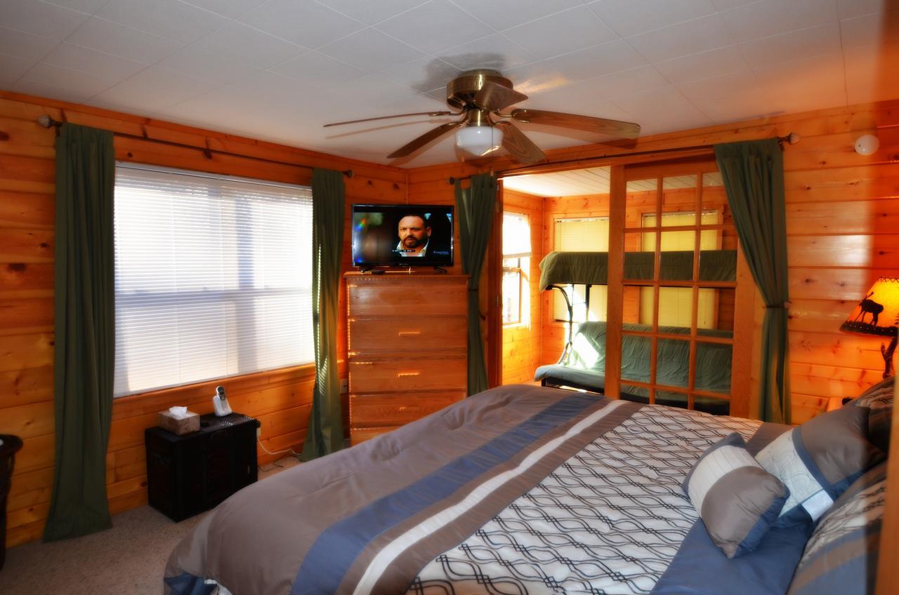 Little Creek Cabin Villa Chalet Village Esterno foto