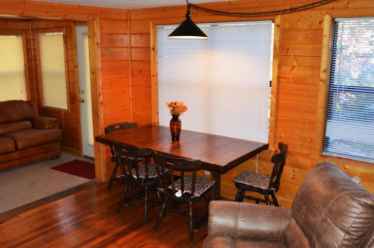 Little Creek Cabin Villa Chalet Village Esterno foto